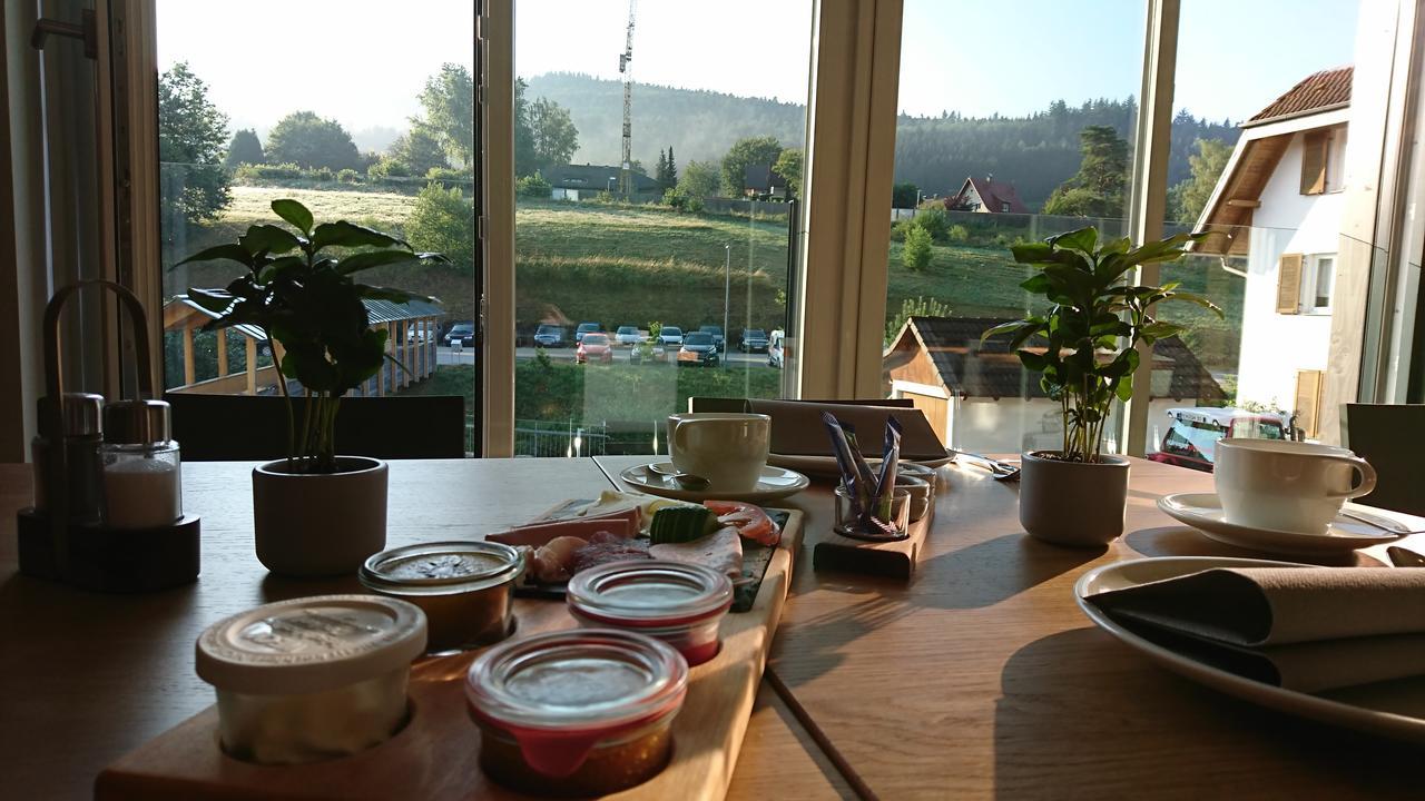 Hotel Restaurant Kochschule Roessle الزاخ المظهر الخارجي الصورة