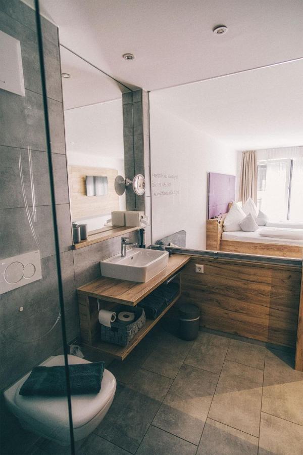Hotel Restaurant Kochschule Roessle الزاخ المظهر الخارجي الصورة